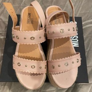 Slightly used Moschino sandals. Size 7. Comes with box.